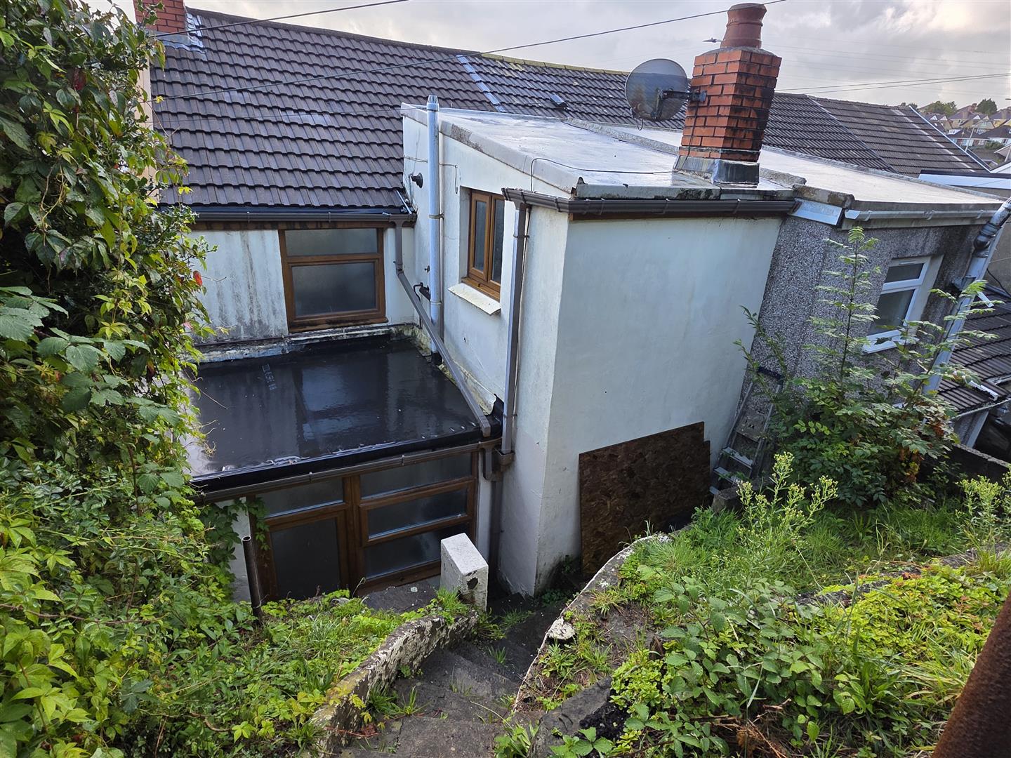 Panteg, Felinfoel, Llanelli, SA15 3TE